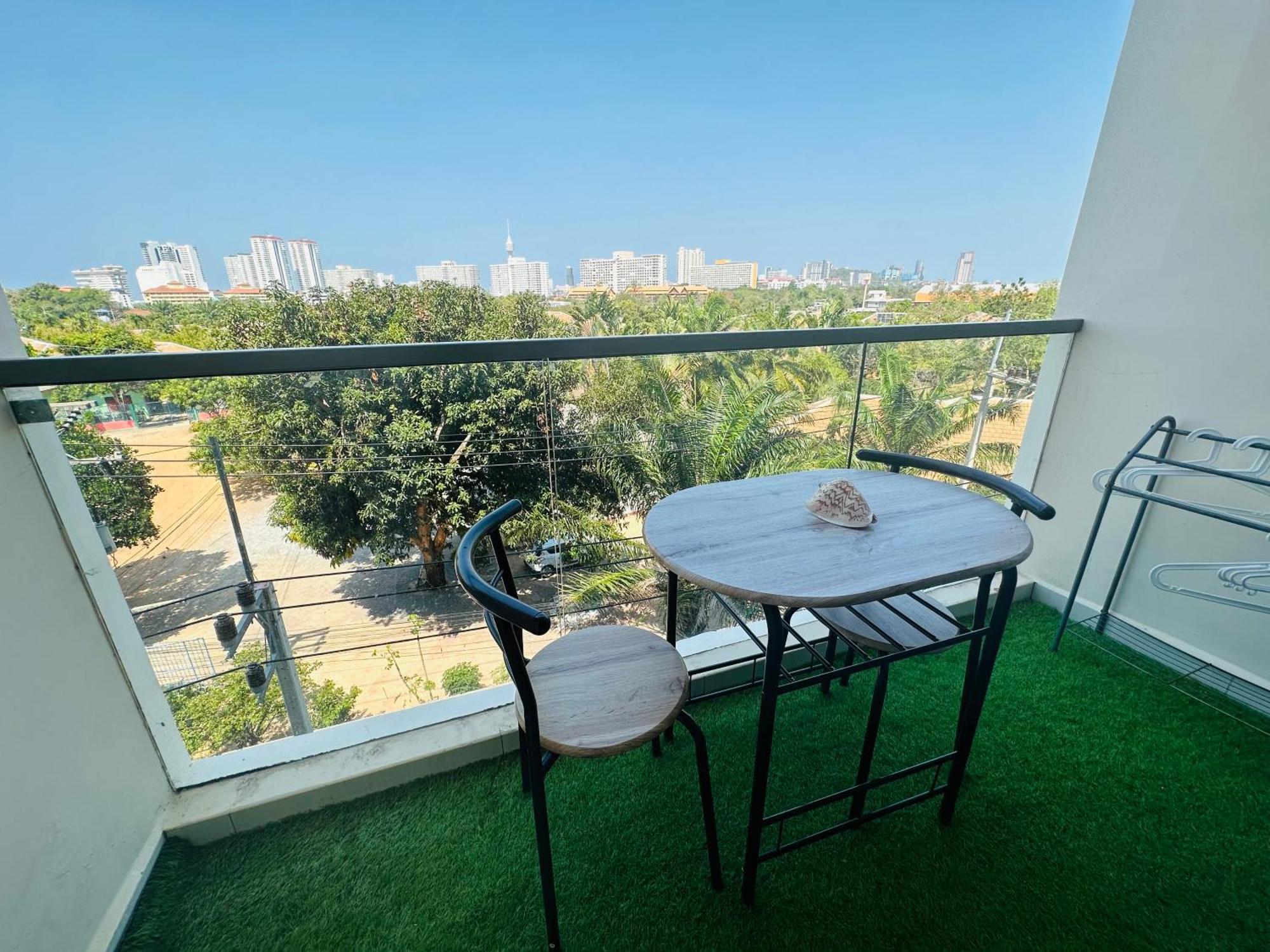 Laguna Beach Resort 2-Loft Room Garden View Pantai Jomtien Luaran gambar
